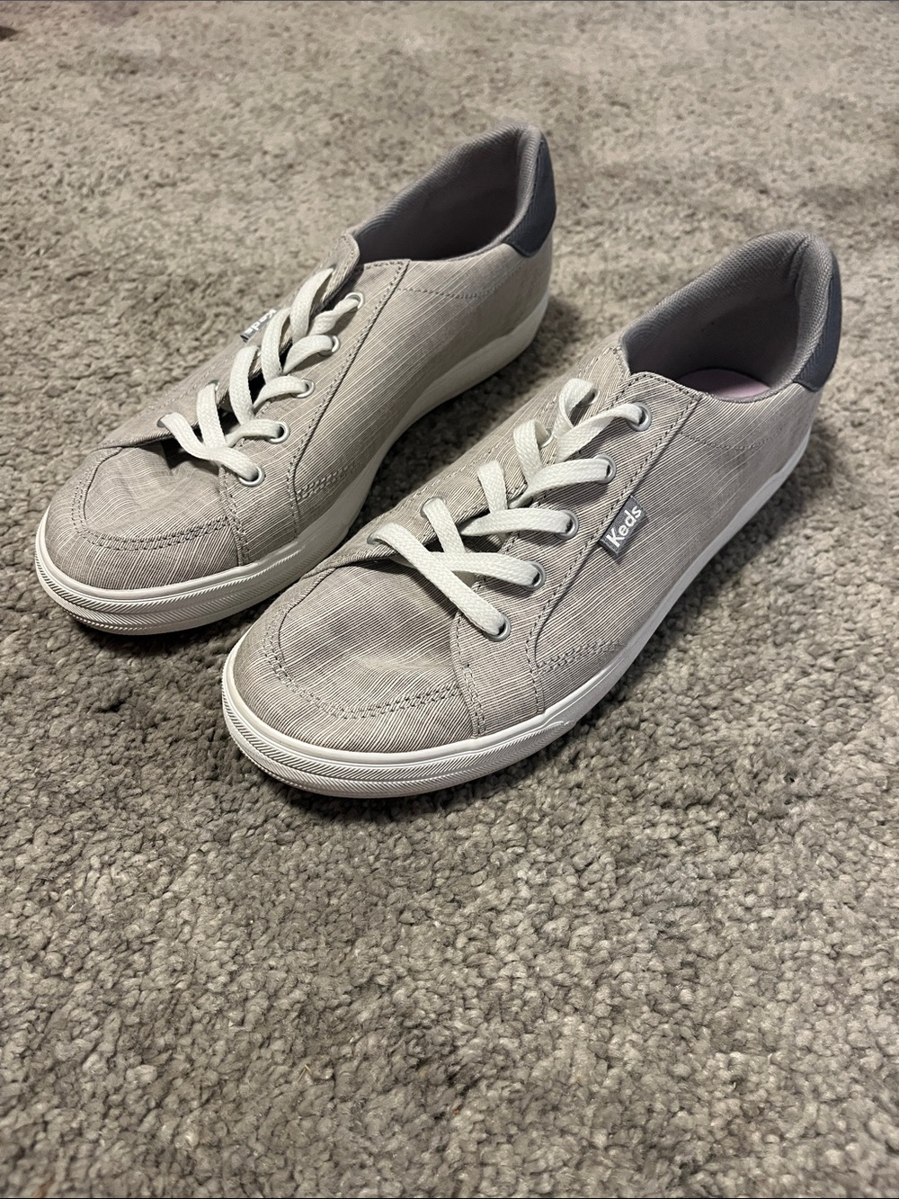 Keds Casual Low-Top Sneakers in Light Gray and White